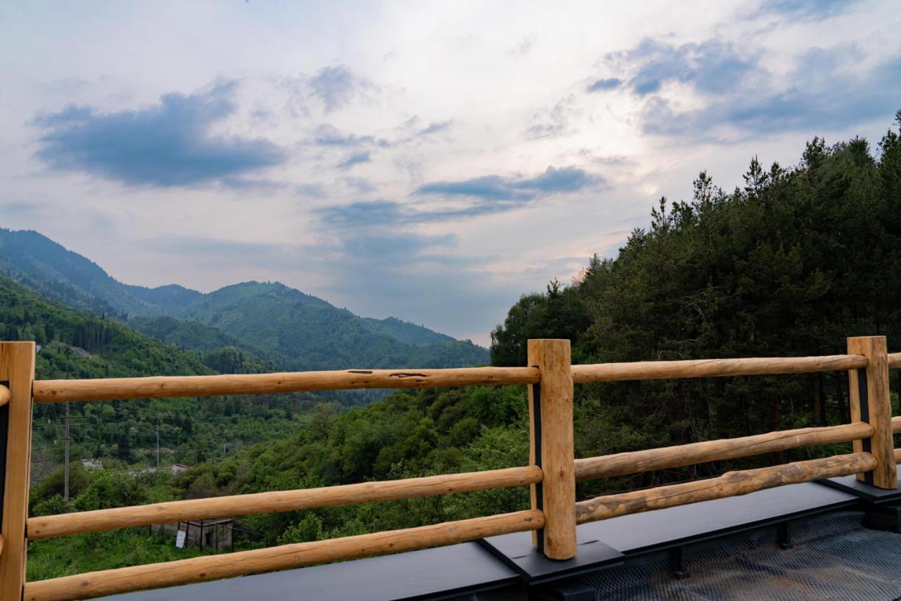 Qazaq Auyl Eco Hotel Almaty Ngoại thất bức ảnh