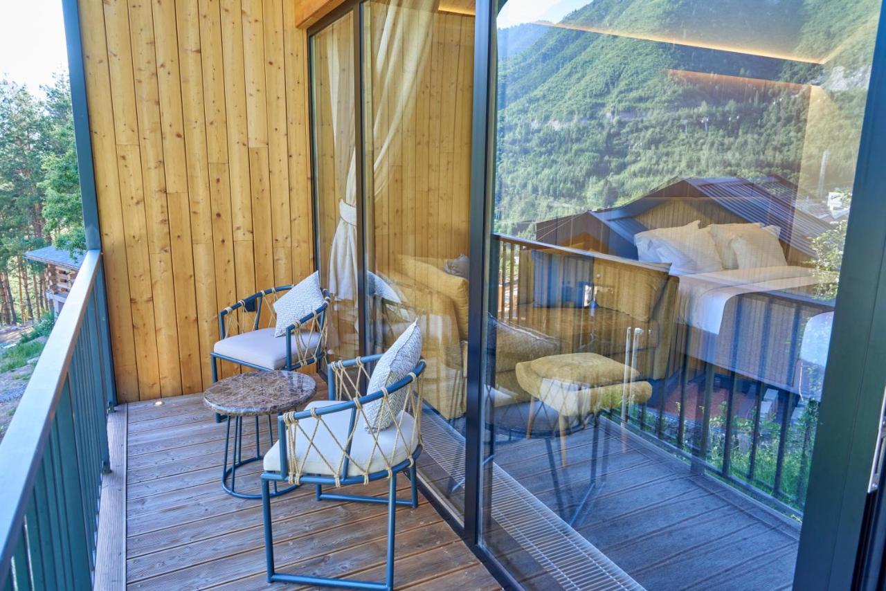 Qazaq Auyl Eco Hotel Almaty Ngoại thất bức ảnh