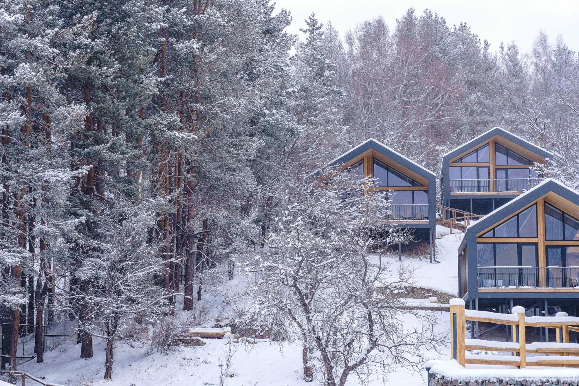 Qazaq Auyl Eco Hotel Almaty Ngoại thất bức ảnh