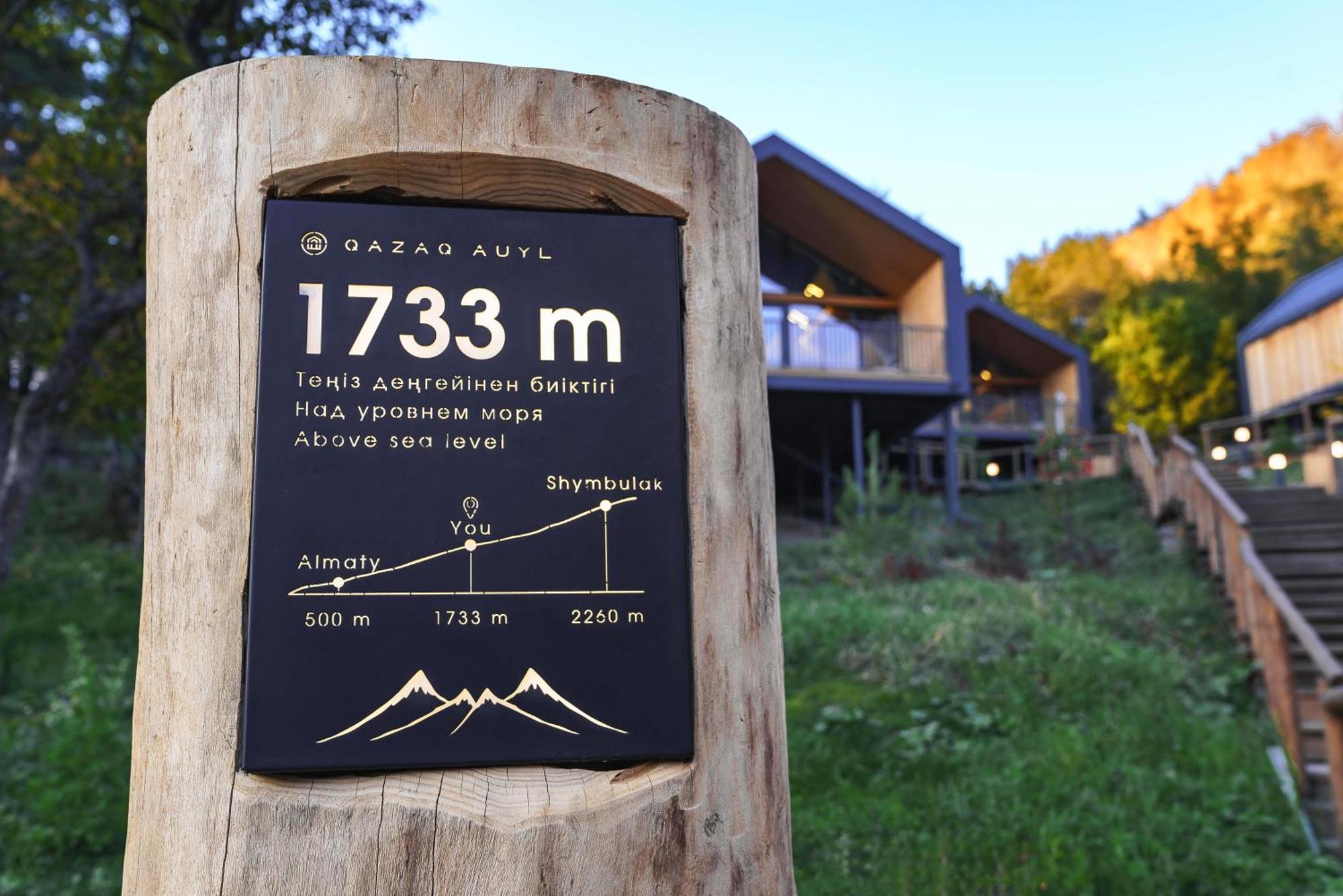 Qazaq Auyl Eco Hotel Almaty Ngoại thất bức ảnh